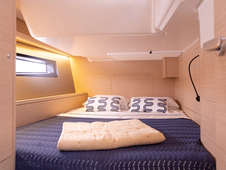 Yacht charter Palermo billig Dufour 44