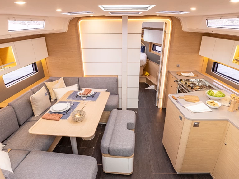 Uthyrning Segelbåt  Dufour med en båtlicens 