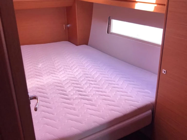 Uthyrning Segelbåt  Dufour med en båtlicens 