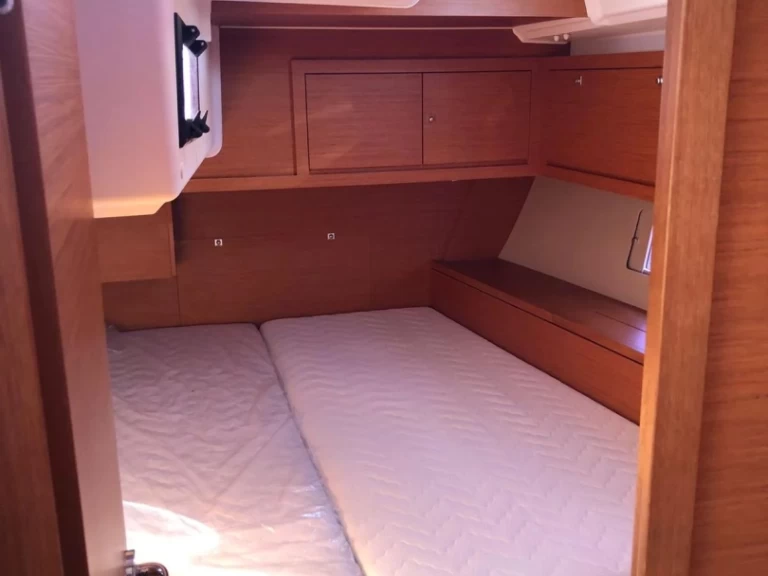 Uthyrning Cagliari - Dufour Dufour 470S av Samboat 