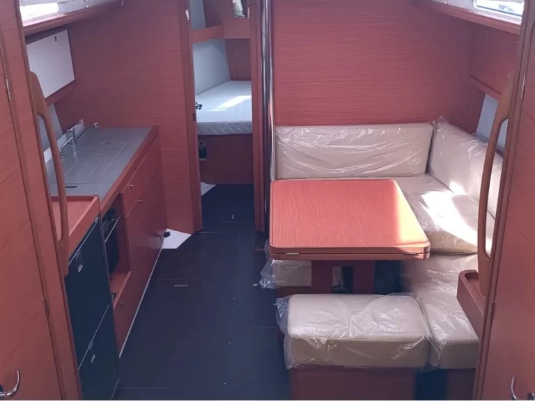 Uthyrning Segelbåt  i Cagliari - Dufour Dufour 390