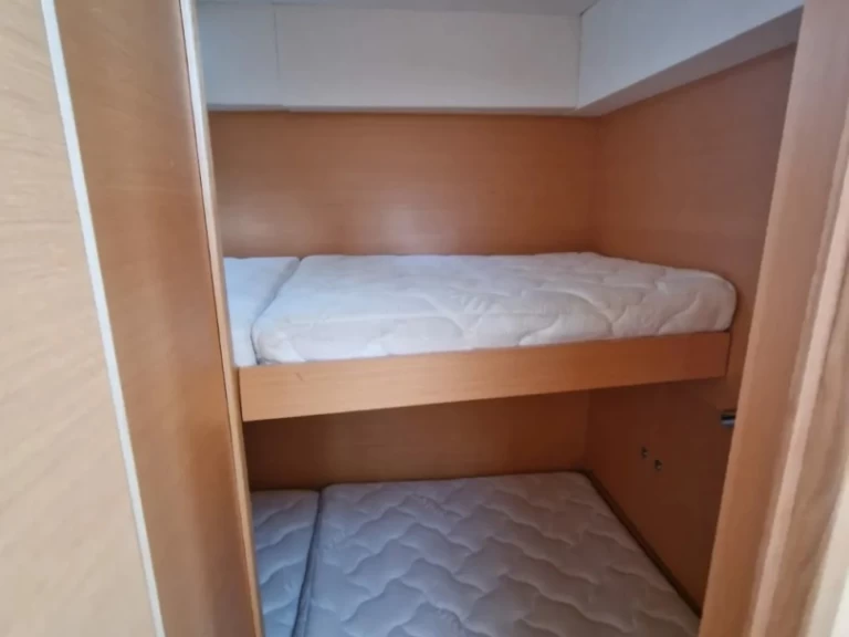 Uthyrning Palermo - Dufour Dufour 48 CAT av Samboat 