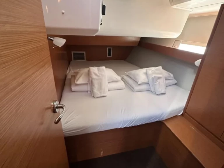 Yacht charter Saltsjö-duvnäs billig Dufour 460 Grand Large