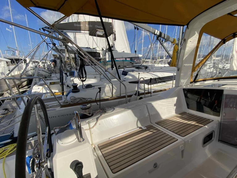 Yacht charter Nea Peramos billig Oceanis 41.1