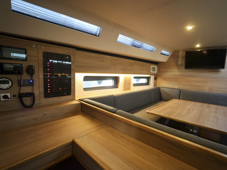 Uthyrning Segelbåt  D&D Yacht med en båtlicens 