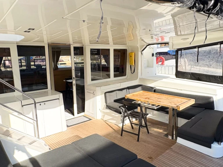 Båtuthyrning Lagoon Lagoon 52 F i Pirovac på Samboat 