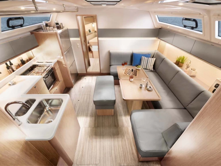 Yacht charter Pula  billig Bavaria Voyager 45