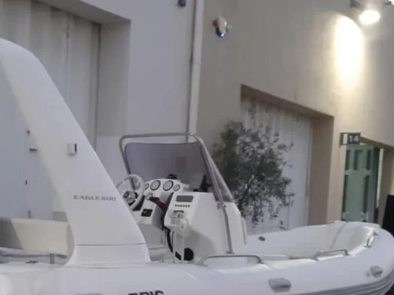 Båtuthyrning Brig Eagle 650 H i Baden på Samboat 