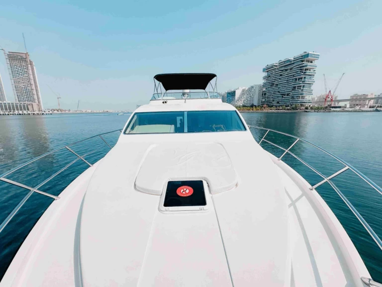 Lyx yacht för uthyrning Dubai Marina till det bästa priset 