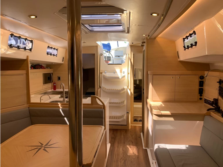 Hyra Segelbåt  med eller utan skeppare Delta Yacht Paraty 