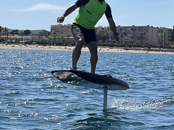 Uthyrning Katamaran  Fountaine Pajot med en båtlicens 