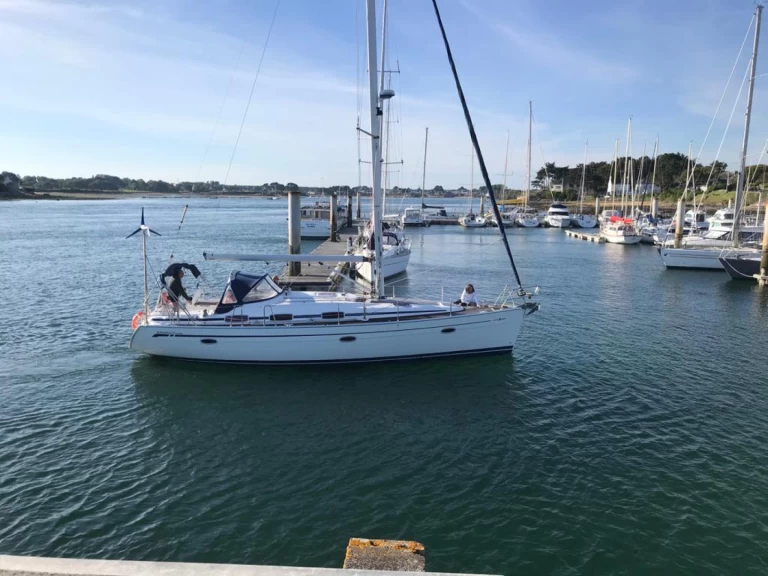 Båtuthyrning Bavaria Bavaria 39 Cruiser i Locmiquélic på Samboat 