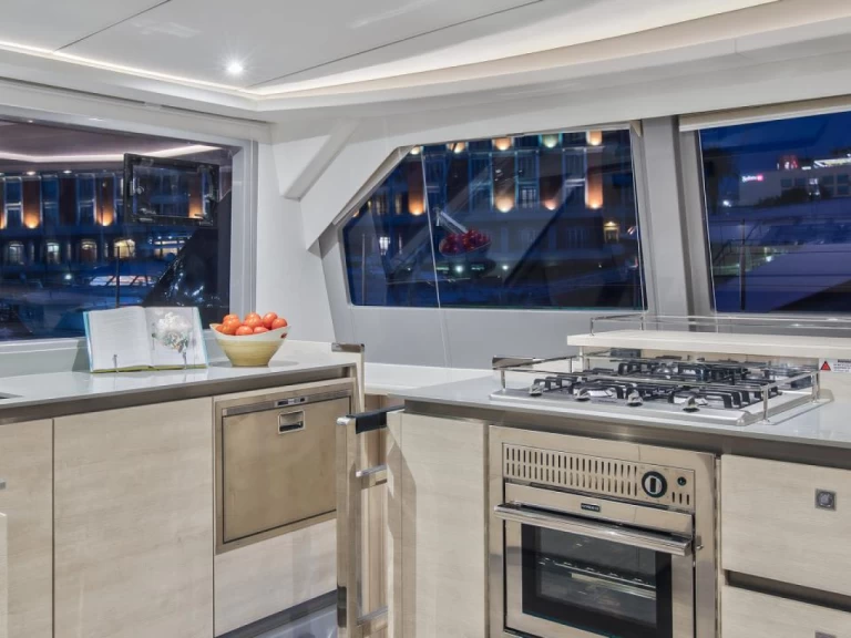 Yacht charter Antigua Island billig Leopard 50