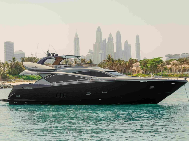 Uthyrning Lyx yacht i Dubai Marina - Sunseeker Yacht 82