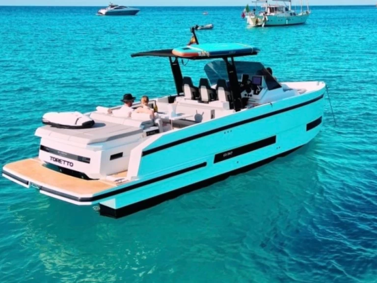 Uthyrning Motorbåt  i Mahon - De Antonio De Antonio D32