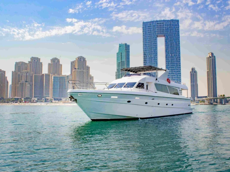 Båtuthyrning Gulf Craft 90 i Dubai Marina på Samboat 