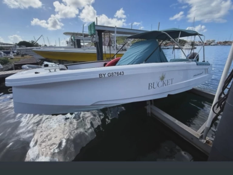 Axopar 22 charter bareboat eller skeppad i Gustavia