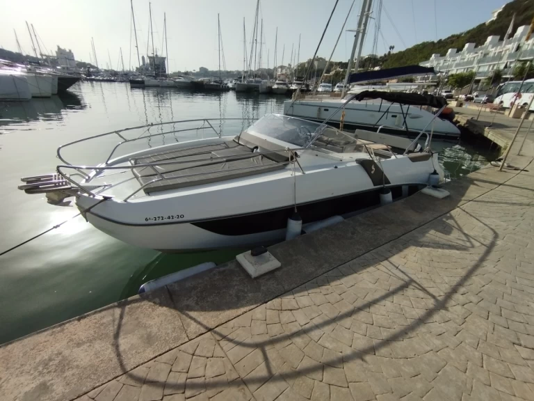 Båtuthyrning Bénéteau Flyer 8.8 SUNdeck i Mahon på Samboat 