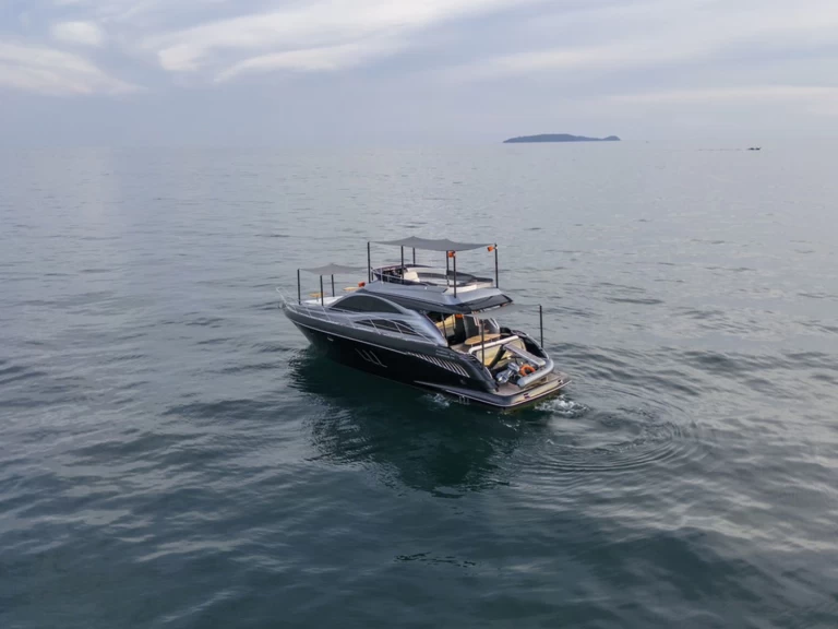 Hyra Lyx yacht med eller utan skeppare Azimut Phuket (City) 