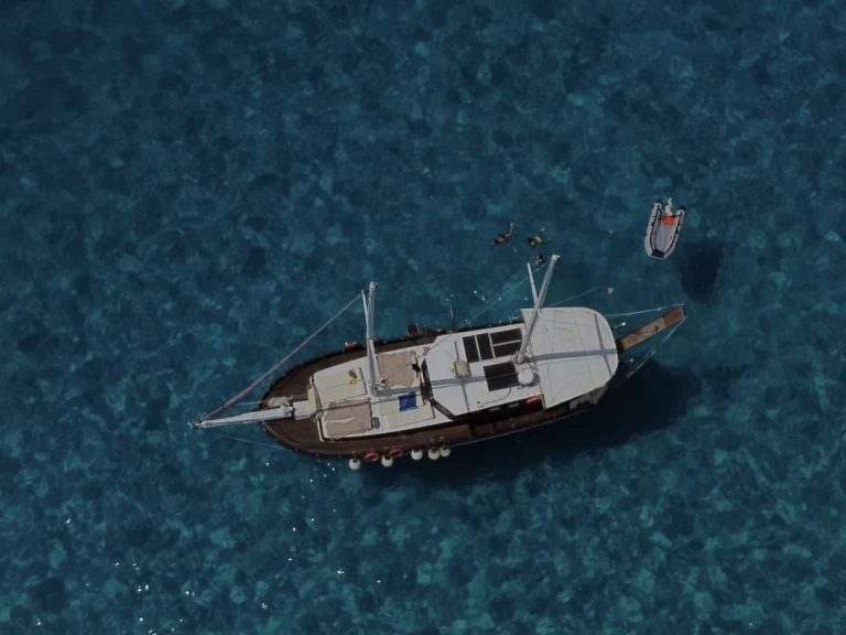 Uthyrning Lyx yacht Custom Gulet-Motor Sailor med en båtlicens 