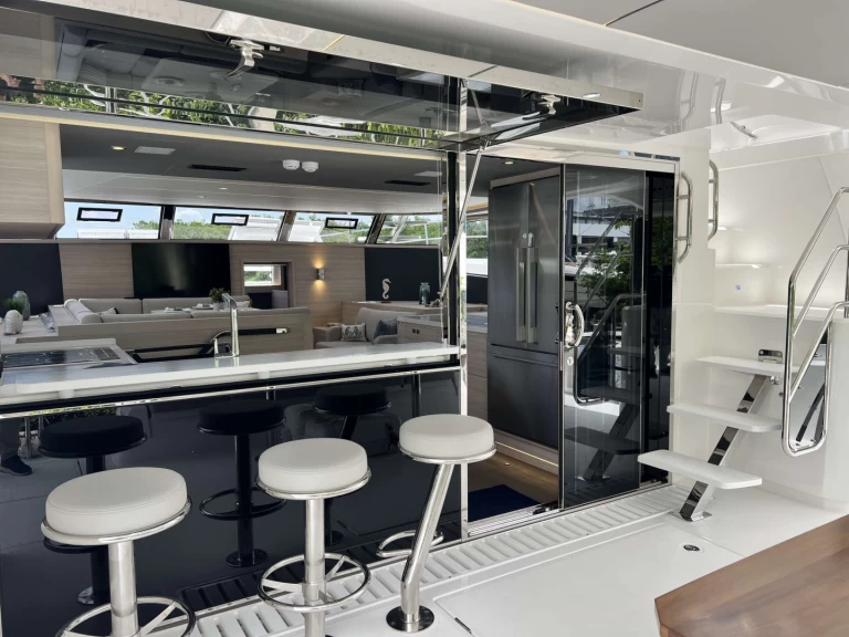 Aquila Treasured C&rsquo;s  charter bareboat eller skeppad i Road Town