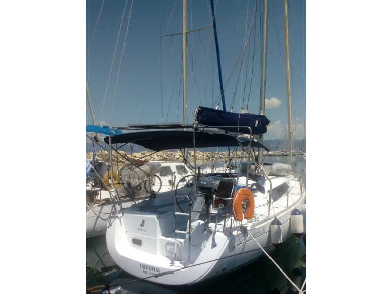 Yacht charter Lefkáda billig Oceanis 31