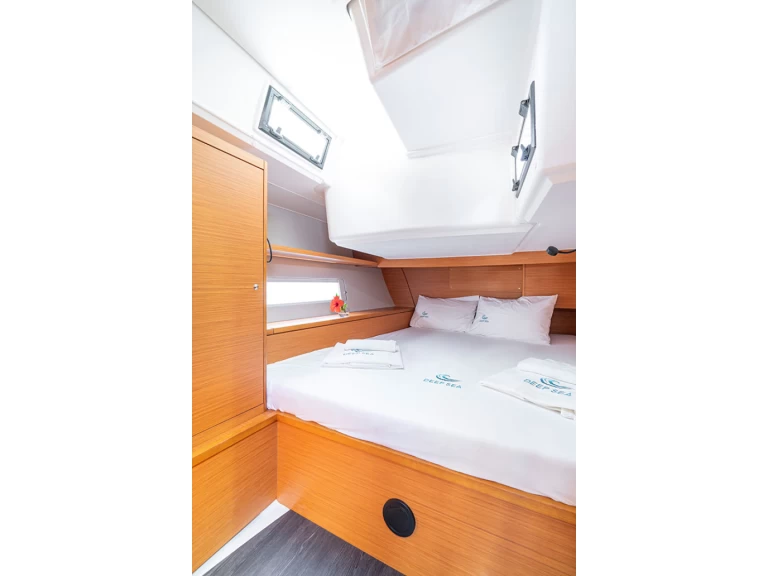 Yacht charter Gocek billig Dufour 470