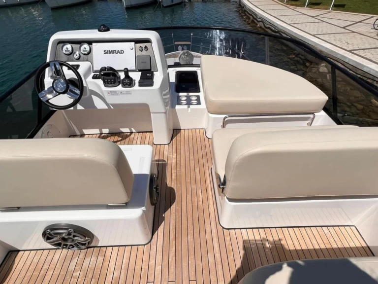 Motorbåt  för uthyrning Šibenik  till det bästa priset 