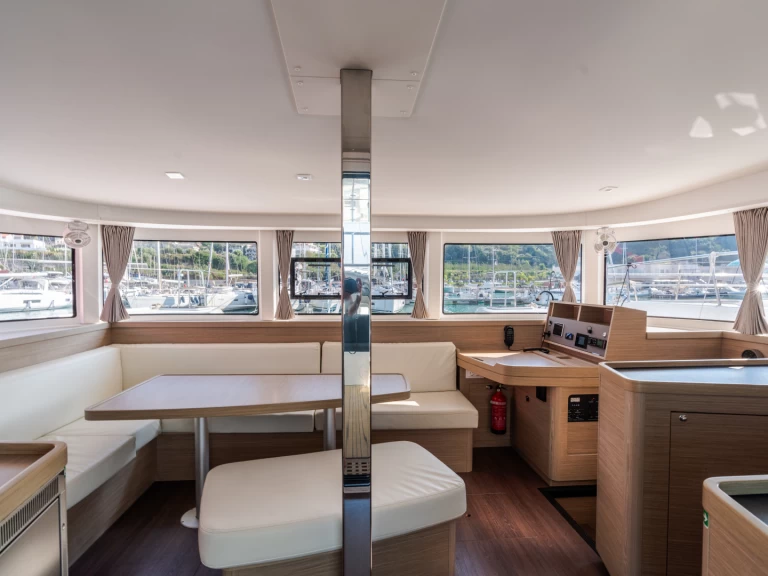 Yacht charter Castellammare del Golfo billig Lagoon 42