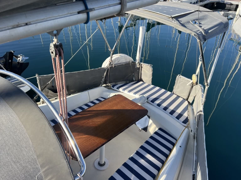 Uthyrning Sète - Jeanneau Sangria av Samboat 