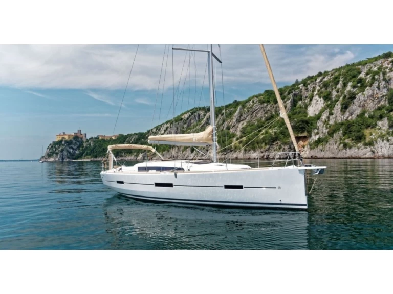 Yacht charter Baiona billig Dufour 412 Grand Large
