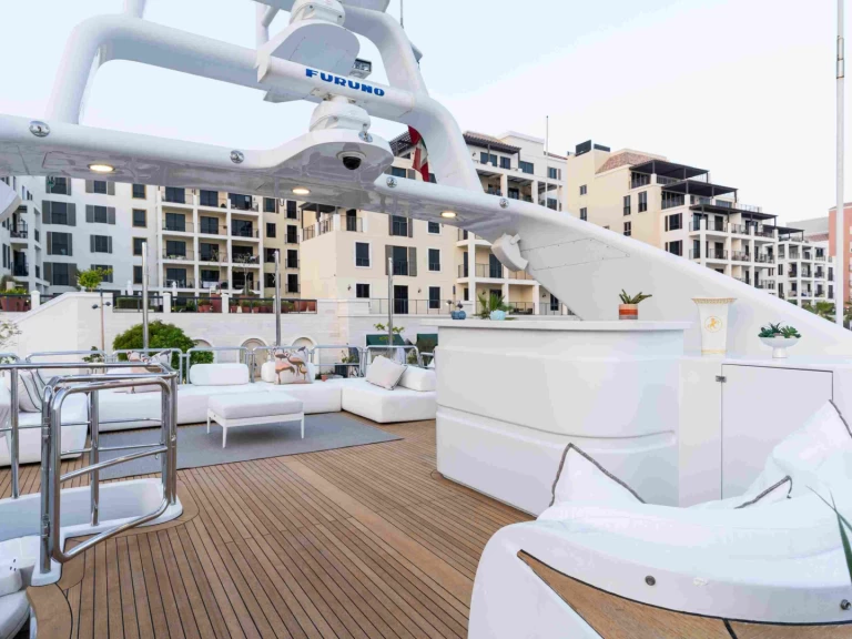 Uthyrning Dubai Marina - Benetti 114 av Samboat 