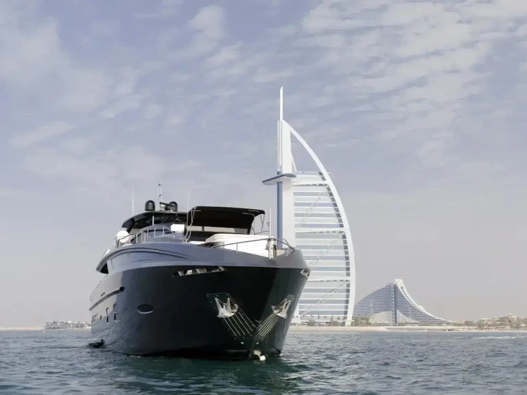 Uthyrning Lyx yacht i Dubai Marina - lOGOS 115