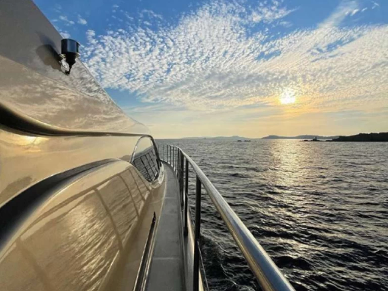 Yacht charter Mykonos (City) billig Leopard 24