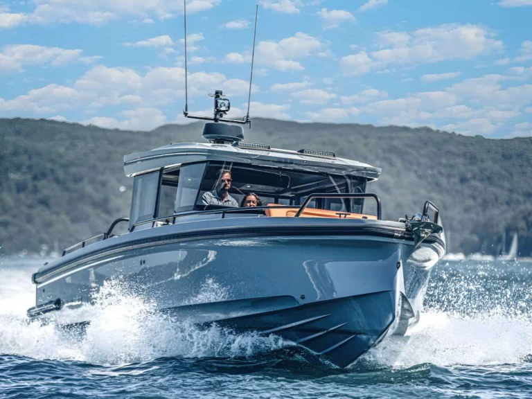 Båtuthyrning Axopar Axopar 37 XC Cross Cabin i Mykonos (City) på Samboat 