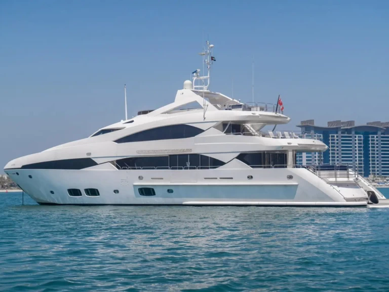 Lyx yacht för uthyrning Dubai Marina till det bästa priset 