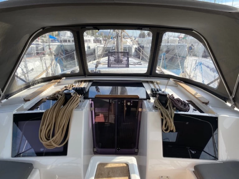 Segelbåt  för uthyrning Gouvia till det bästa priset 