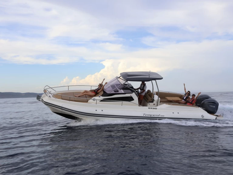 Uthyrning Marine de Sant'Ambrogio - Capelli Tempest 1000 WA av Samboat 