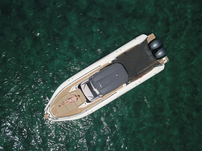 Yacht charter Marine de Sant'Ambrogio billig Tempest 1000 WA