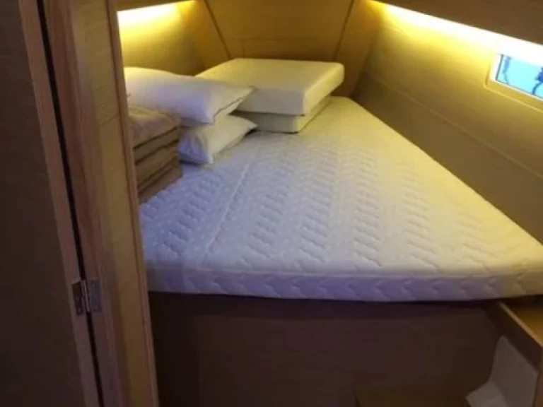 Hyra Segelbåt  med eller utan skeppare Dufour Gouvia 