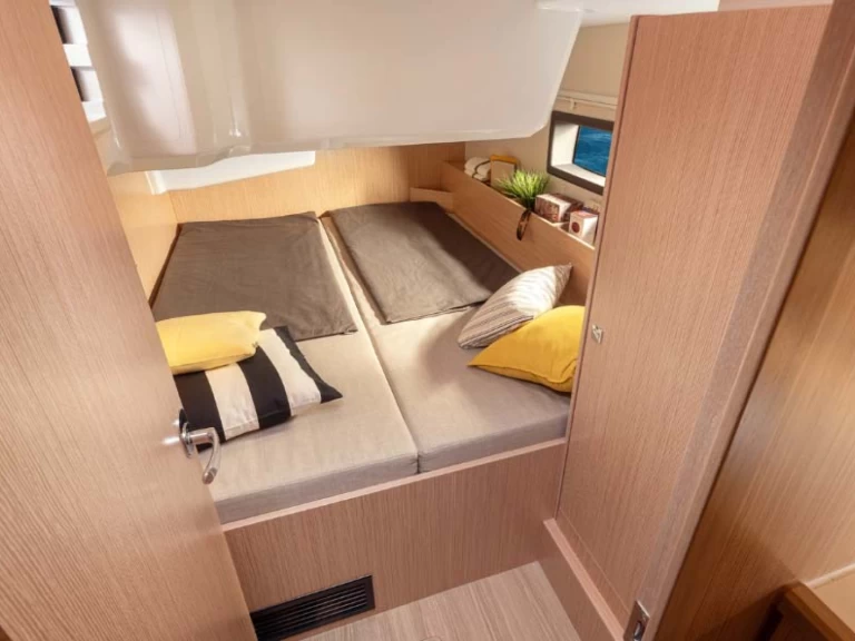 Båtuthyrning Bavaria Bavaria C38 i Agía Effimía på Samboat 