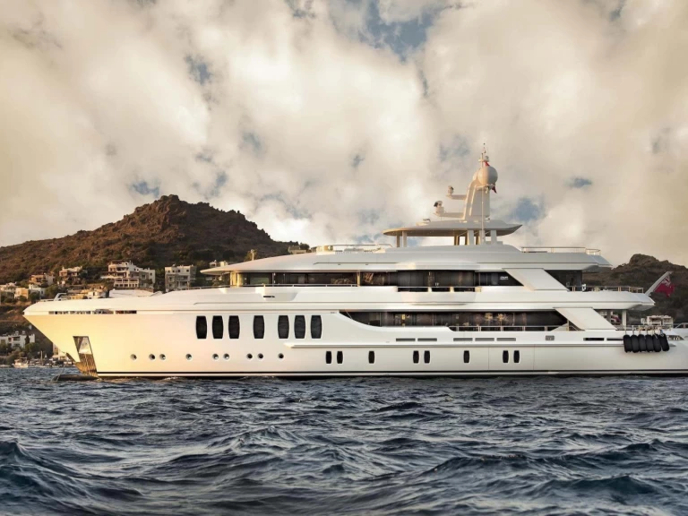 Uthyrning Lyx yacht i Dubai Marina - CMB YACHTS 154