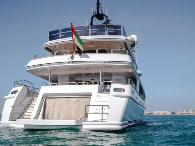 Lyx yacht för uthyrning Dubai Marina till det bästa priset 