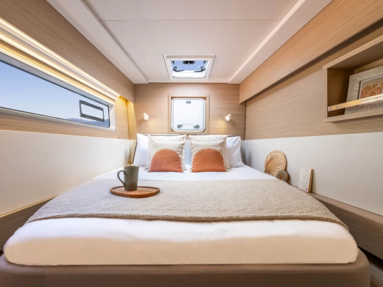 Yacht charter Lavrio billig Lagoon 43