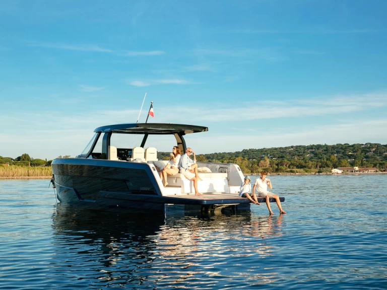 Lyx yacht för uthyrning Kaštela till det bästa priset 