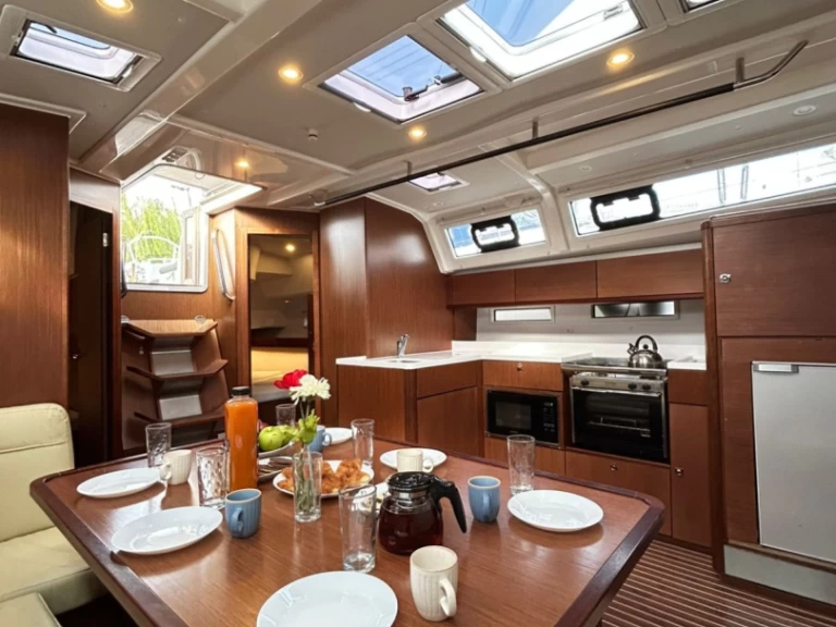Yacht charter Alimos billig Bavaria Cruiser 46 Style[G]
