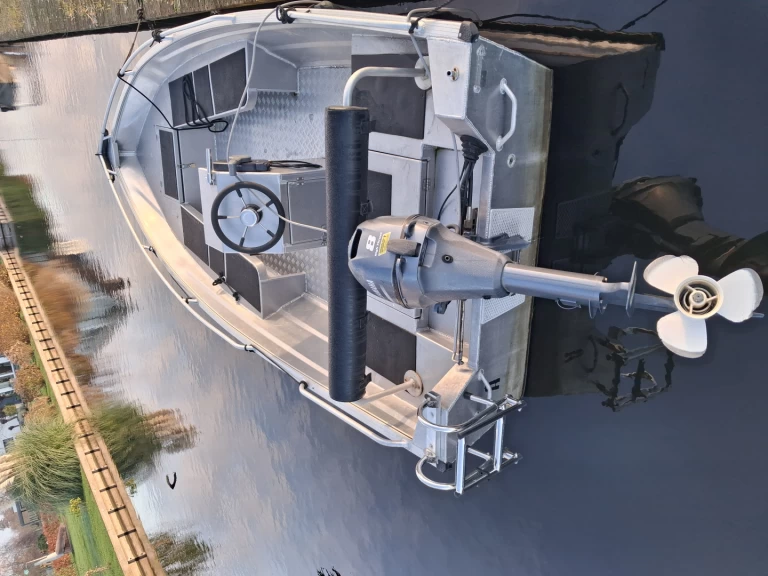 Hyra Motorbåt  med eller utan skeppare qwest Vinkeveen 