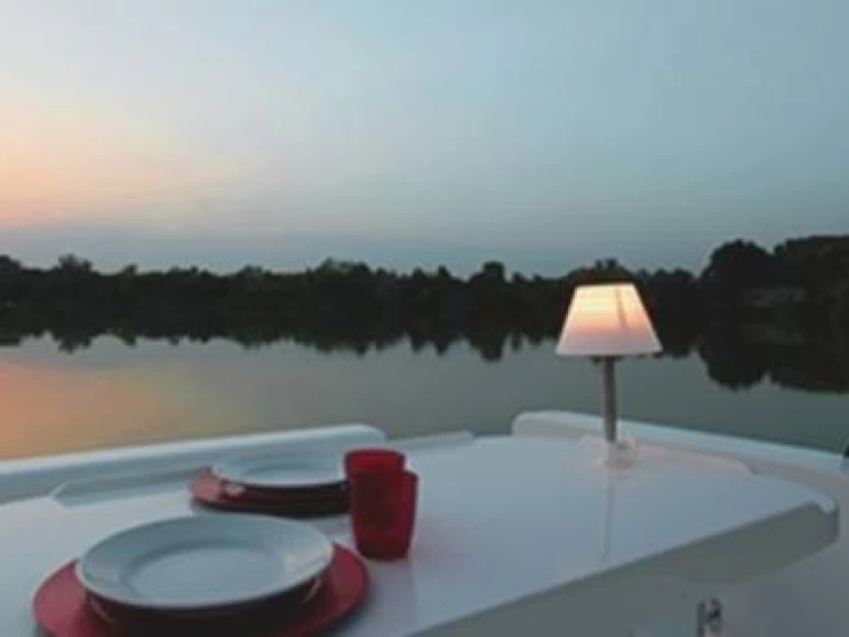 Båtuthyrning Le Boat Minuetto i Casale sul Sile på Samboat 