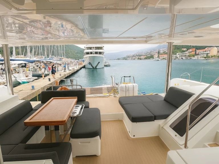 Yacht charter Skiathos billig Lagoon 52[G]