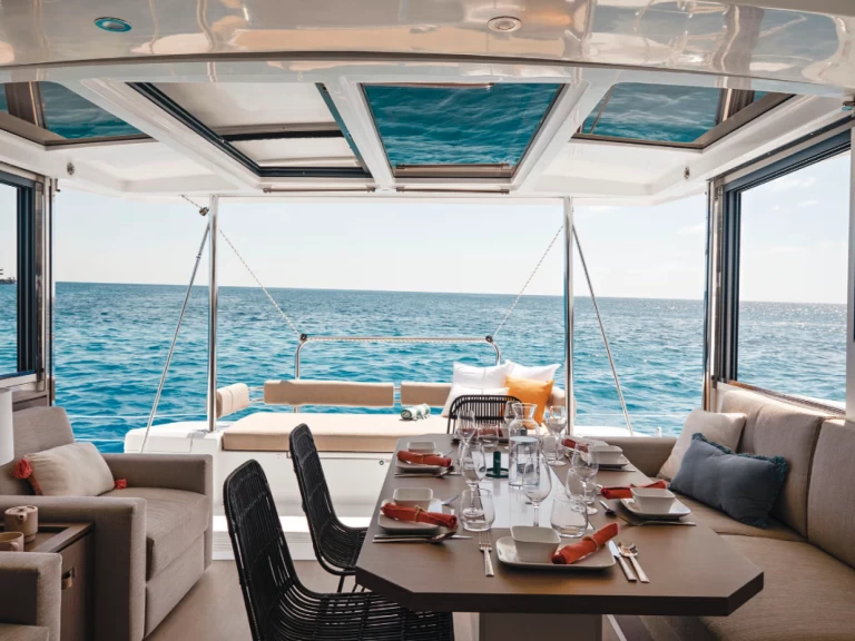 Yacht charter Ajaccio billig Bali 4.2